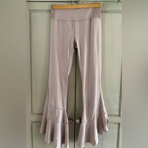 FP Movement by Free People Kids Ruffle Hem Leggings in Soft Pink